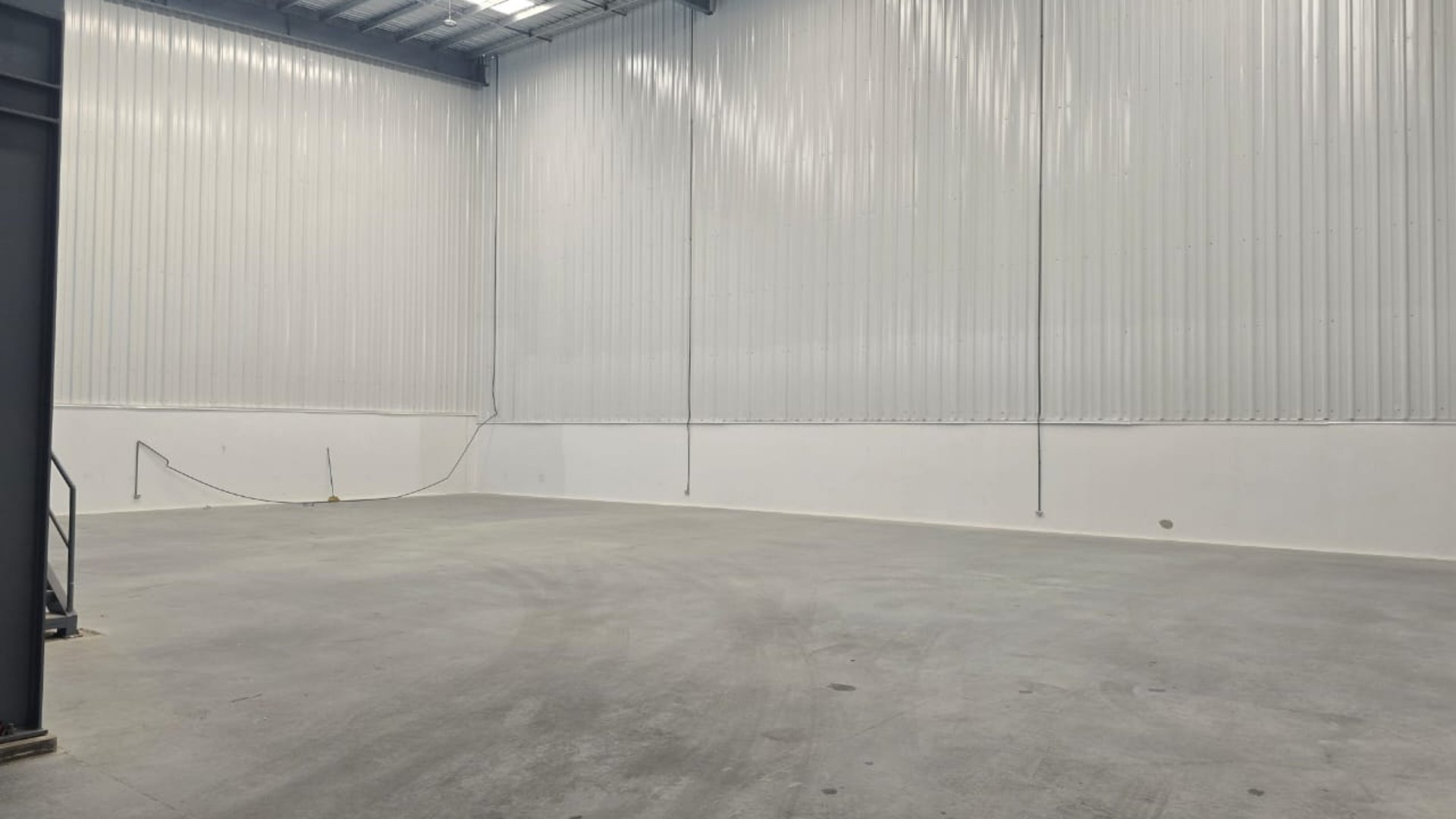 Spacious Warehouse for Rent in Amatitlán, Guatemala - Strategic Location & Security