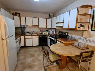 Alquilo Zona 15 Casa completamente amueblada y equipada  - 5