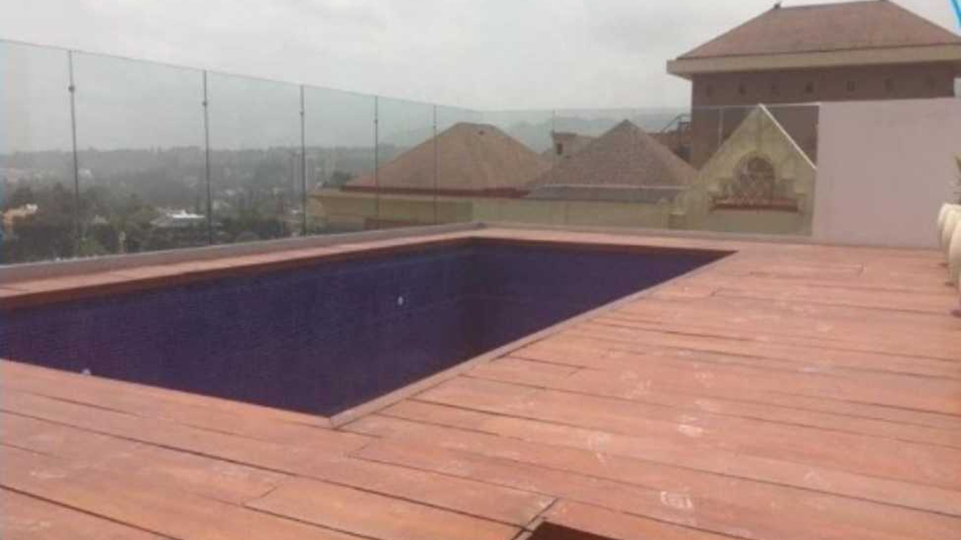 Apartamento en zona 10 Alquilo Casalini - Miniatura 10