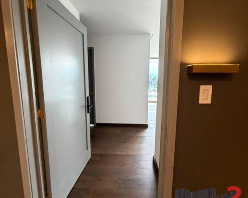 Apartamento en Renta, Zona 10 (R10304)