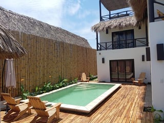 Casa de Playa en Venta – El Paredón,sipacate , Escuintla - Image 1
