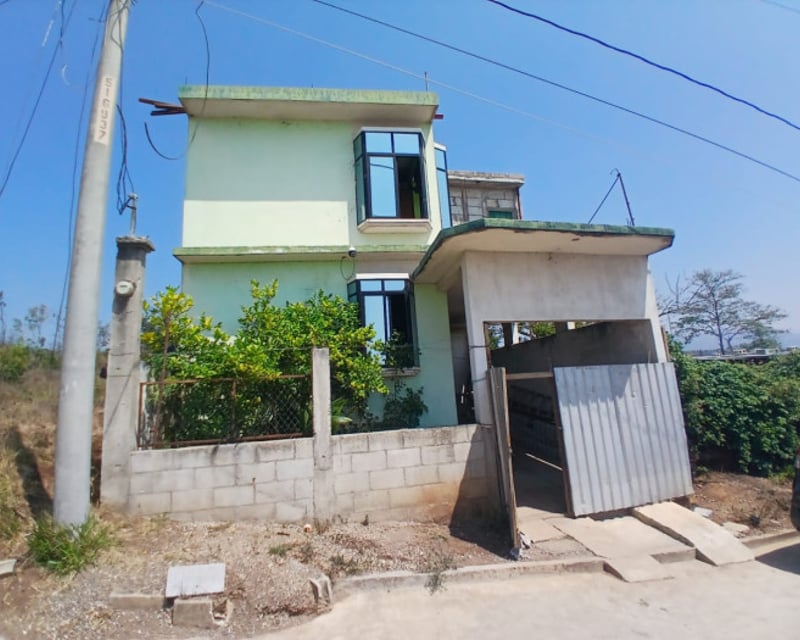 CASA EN VENTA EN EL JOCOTILLO