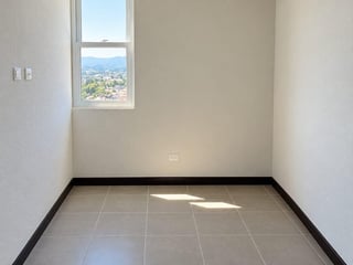 📍 APARTAMENTO EN RENTA – 3 HAB + BALCÓN | EDIFICIO ESENTA | ZONA 12 - 5