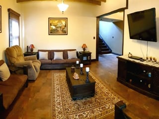 CASA EN VENTA DE LUJO AMUEBLADA EN JARDINES DE SANTIAGO | SACATEPÉQUEZ - 3
