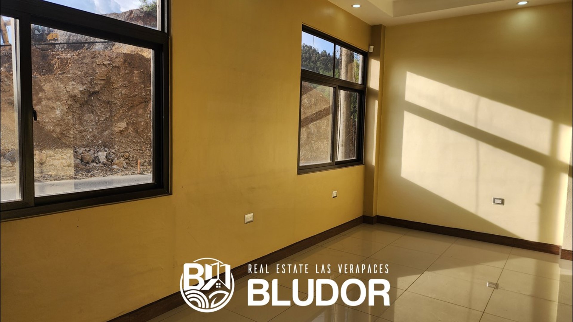 Santa Cruz Verapaz – Edificio Comercial a Orilla de Ruta - Miniatura 11