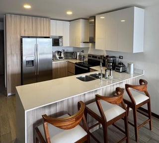 Apartamento con balcón en venta de 2 habitaciones con  Z15 Ref-5434