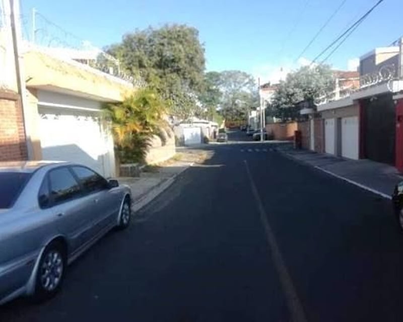 Terreno en Renta o Venta – Zona 15, Colonia Trinidad
