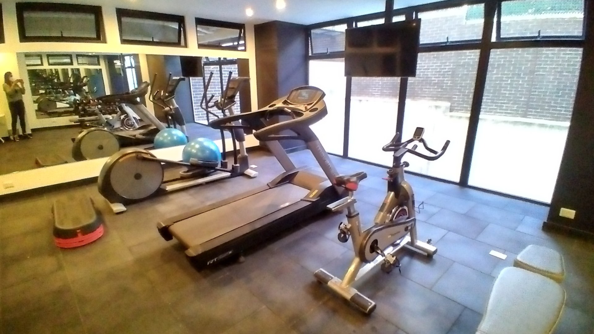 Vendo lindo apartamento Enalto, Kanajuyú zona 16 - Miniatura 23