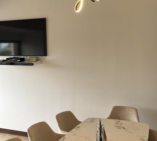 Apartamento en venta de 3 habitaciones en zona 10 Casalini Ref-5135