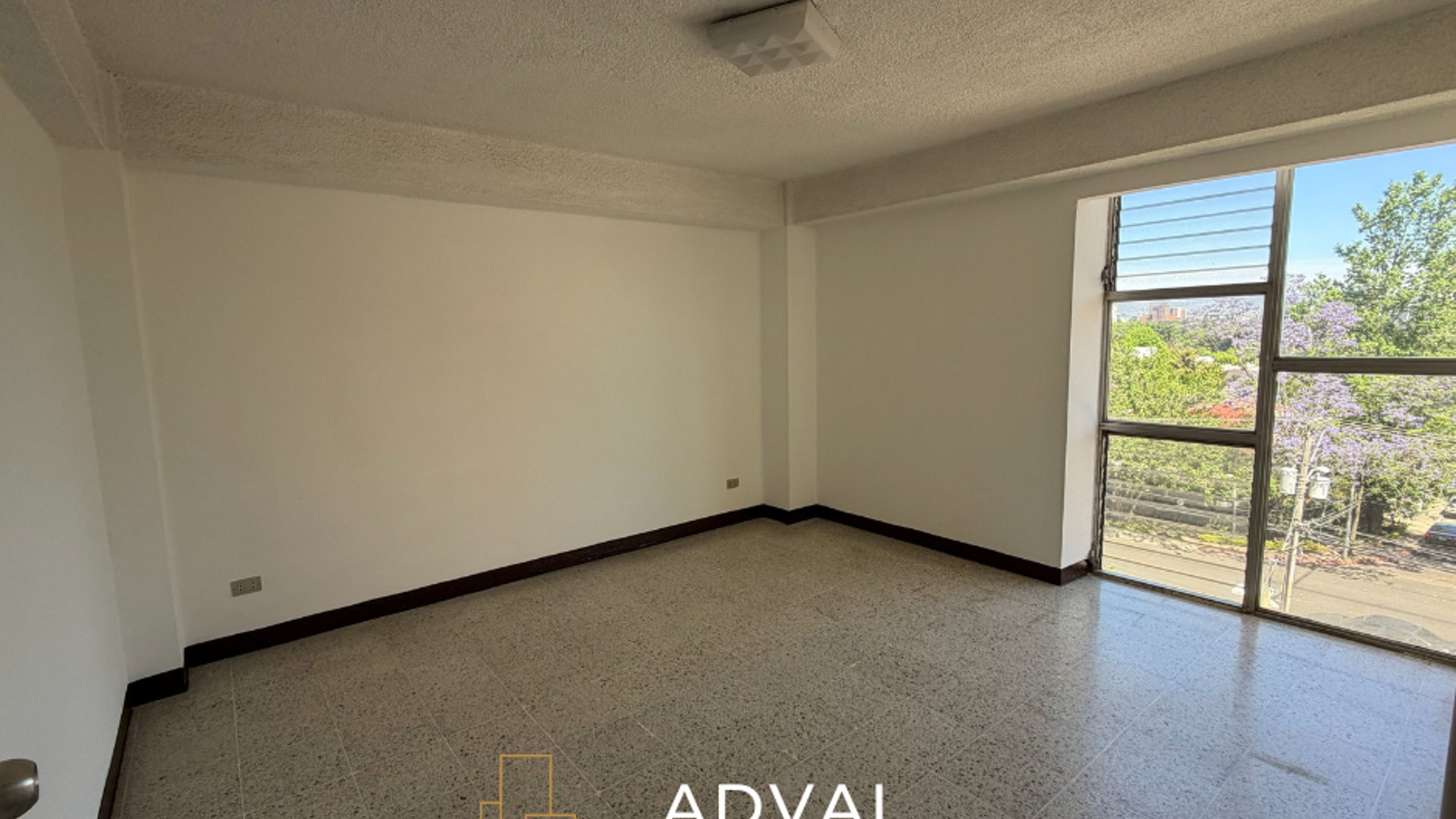 Apartamento en renta Zona 15 VH2 - Miniatura 4