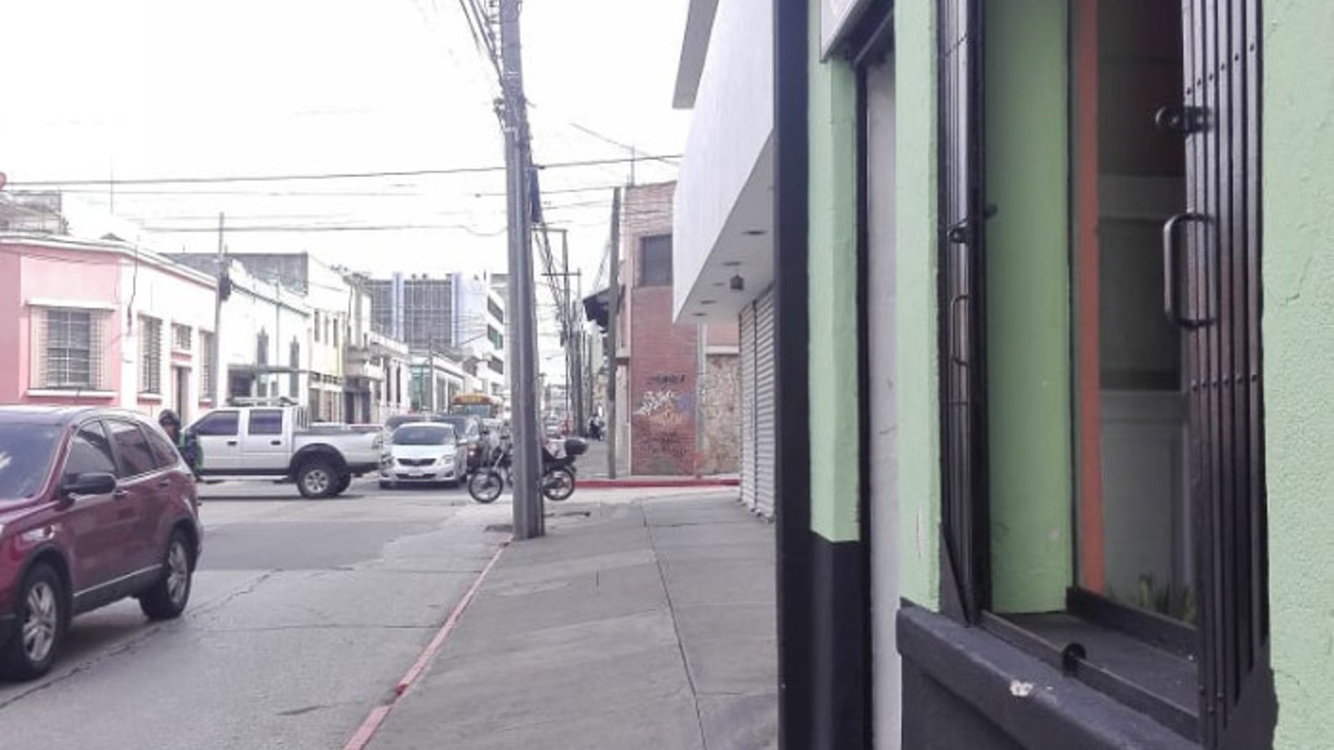 Local/bodega comercial de renta en zona 1