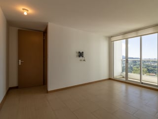 Vendo Apartamento en Edificio Condado La Villa, Zona 14 - Image 10