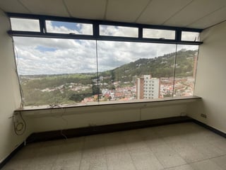 Clinica Medica en Renta en Edificio Medico Zona 15 - 4