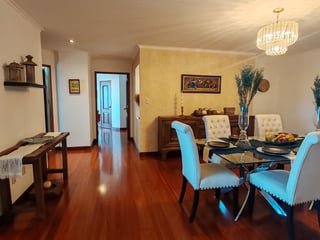 En Alquiler Apartamento Amueblado con 273m2 en Zona 14 - 3