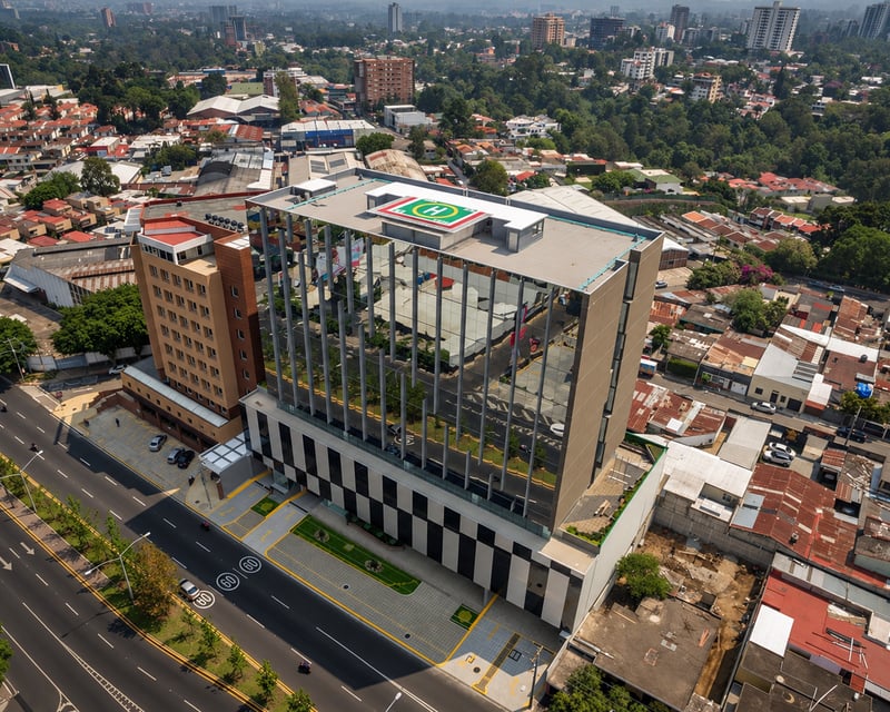EDIFICIO CORPORATIVO EN RENTA (PREDA) | LADO A | ZONA 10 DE GUATEMALA