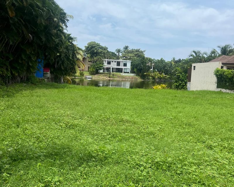 PUERTA DEL MAR TERRENO EN VENTA