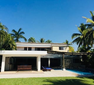 AMPLIA CASA DE PLAYA EN ALQUILER‼️