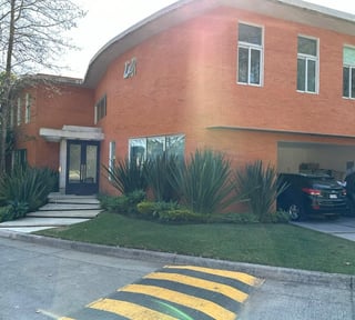 📍 CASA EN VENTA – 3 HAB | CONDOMINIO LAS LUCES | KM. 13.5 CAES