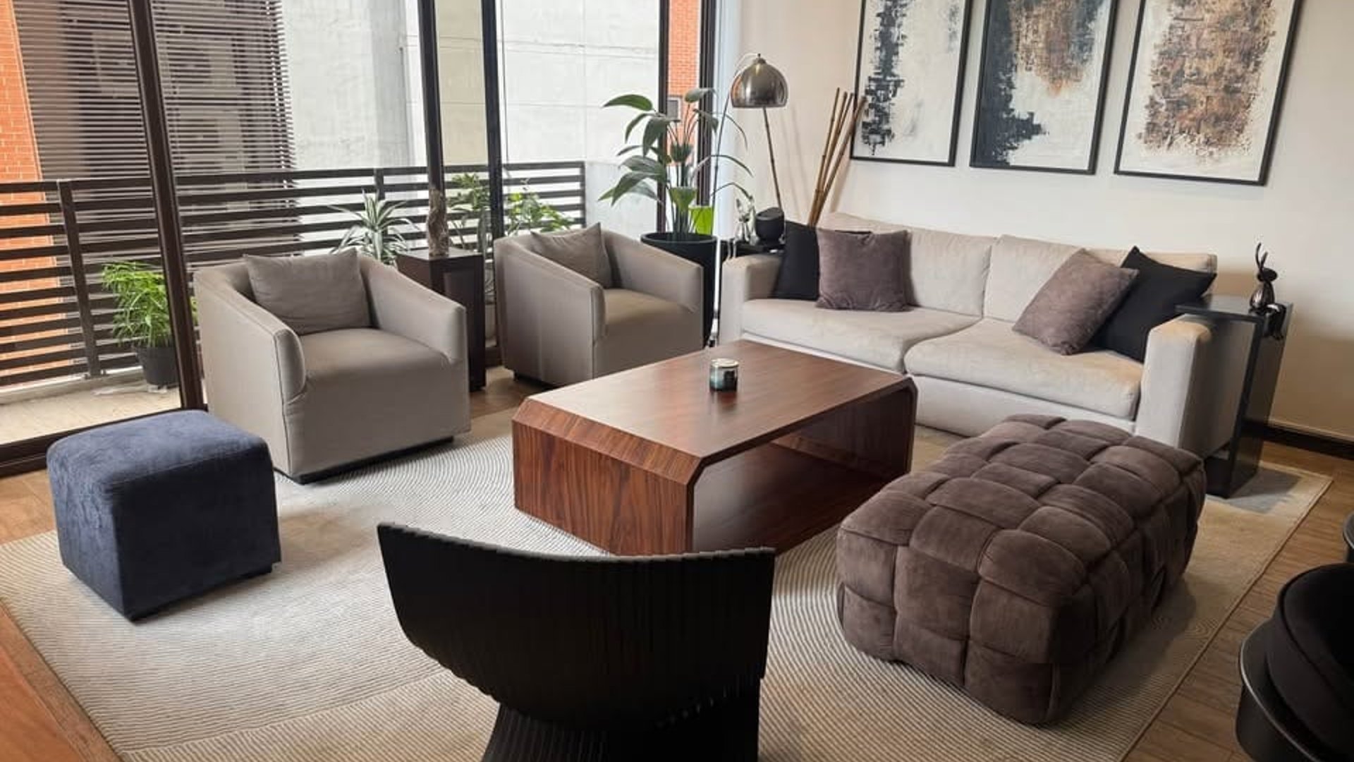 APARTAMENTO EN EDIFICIO ALBERO ZONA 15 VISTA HERMOSA. - Image 1