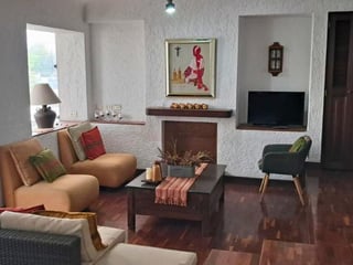 Apartamento con habitacion de servicio 3 habitaciones zona 10 Ref-5830 - 2