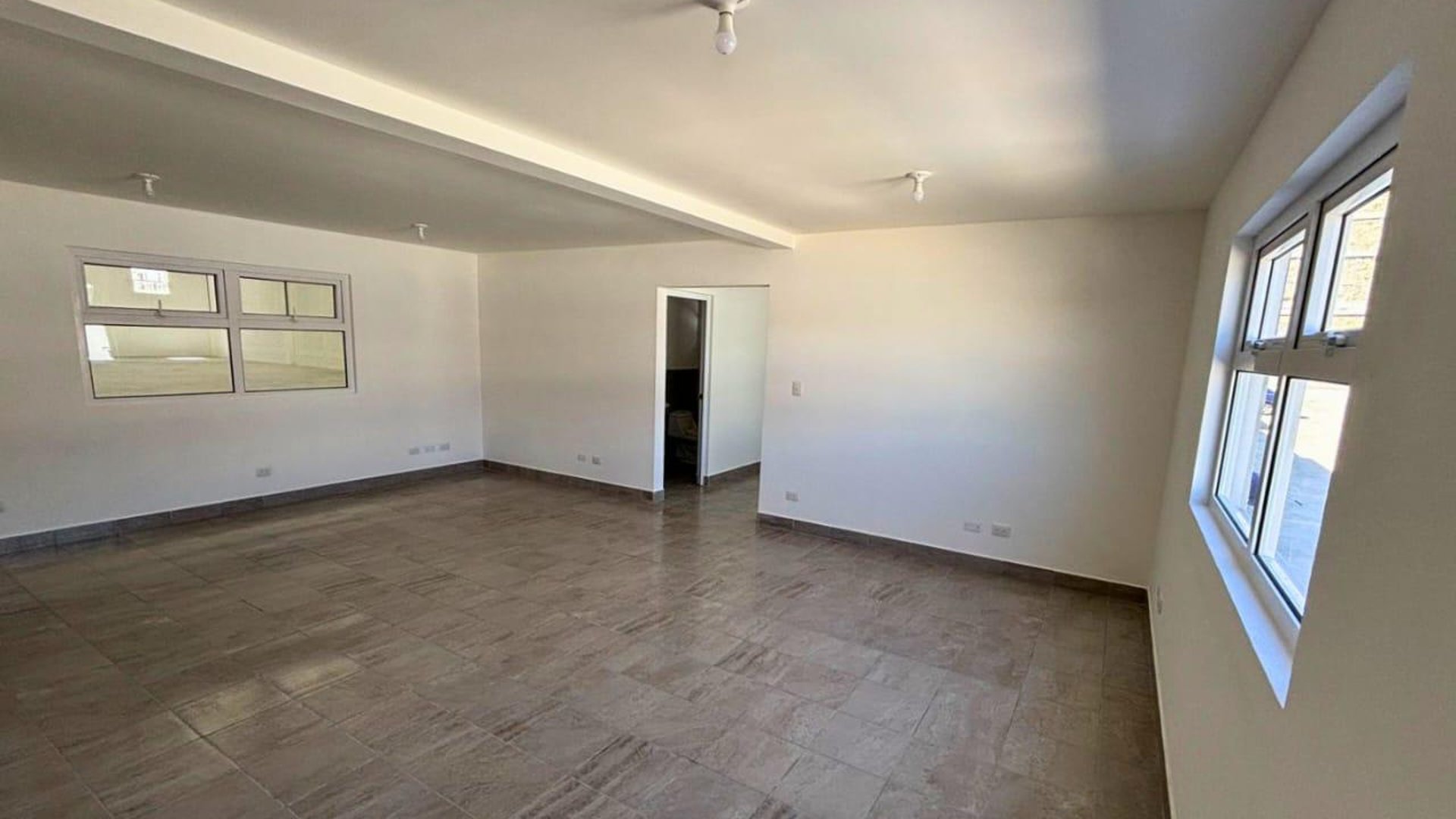 Bodega en renta El Naranjo - Zona 4 de Mixco Ref-5946 - Miniatura 6