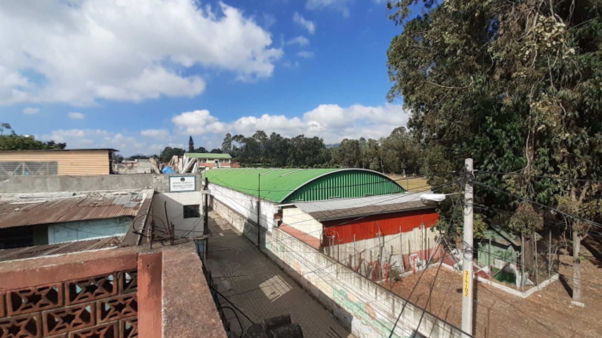 Propiedad En Venta con 4 Apartamentos Zona 3 Mixco - Miniatura 12