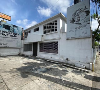 Casa en Renta – Zona 10, Bulevar Los Próceres