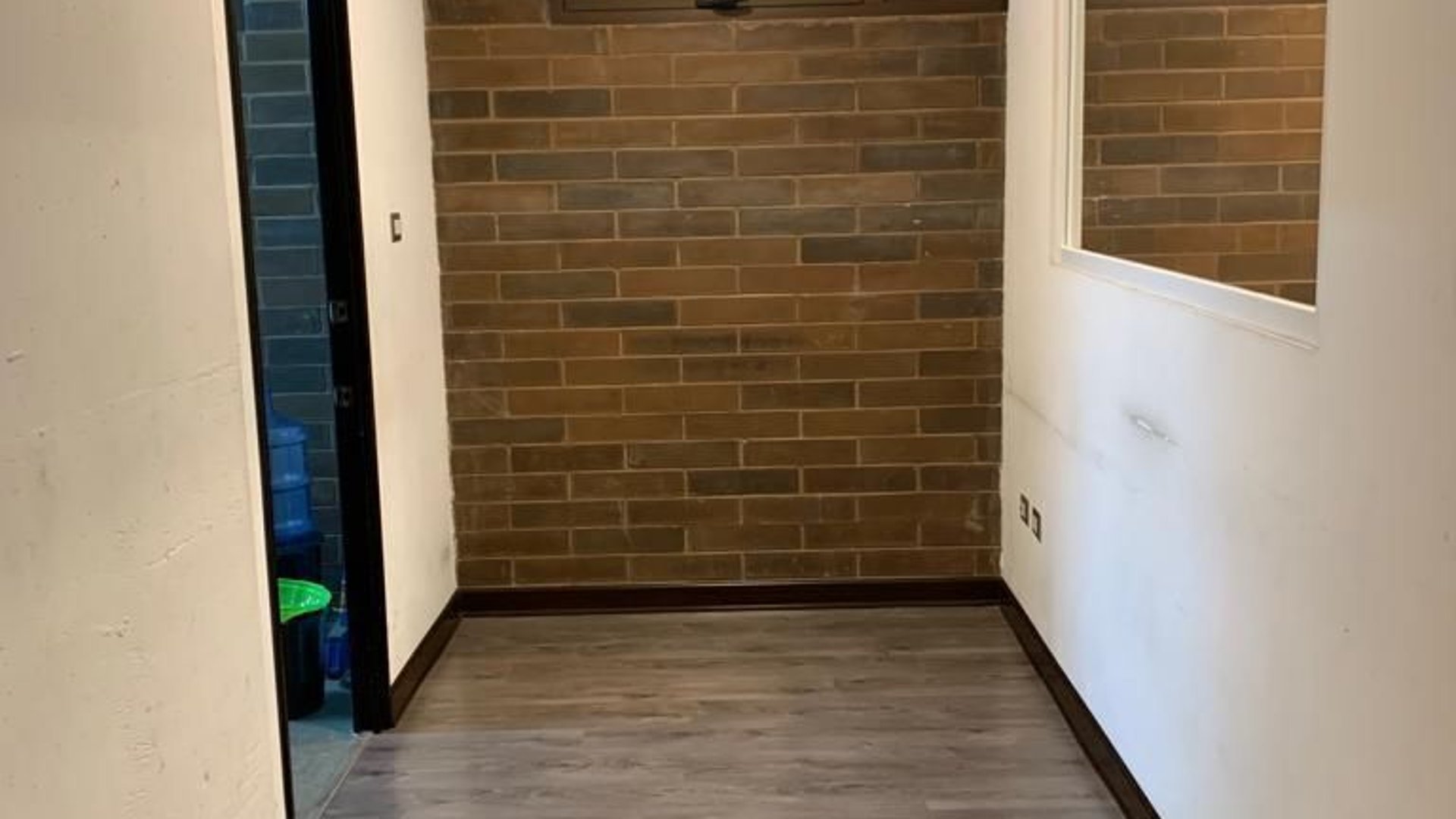 LOCAL EN VENTA Y ALQUILER EN ZONA 9 - Miniatura 9