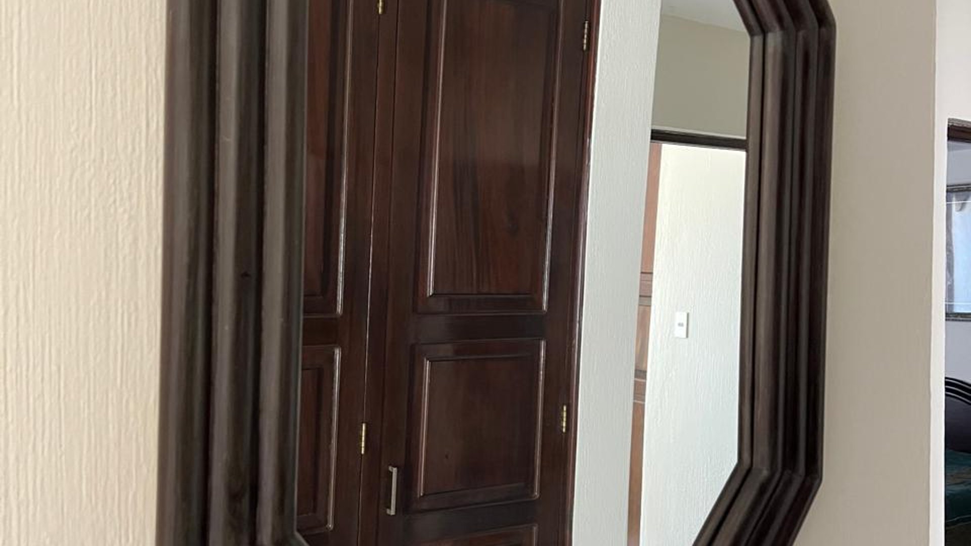 Alquilo Apartamento AMUEBLADO en Zona 9  por  Plazuela España - Miniatura 20