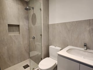 Hermoso apartamento amueblado en renta en zona 10 - 4
