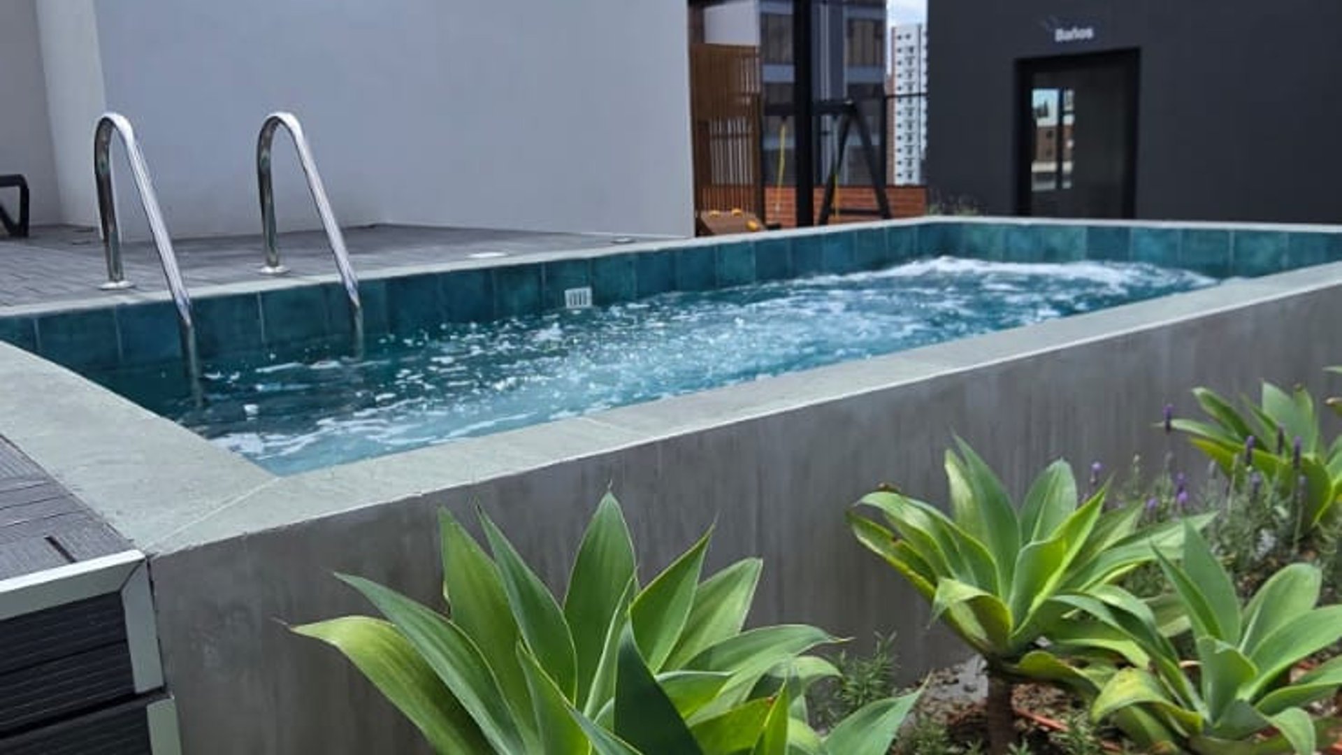 Apartamento nuevo en renta Kona Zona 10 Guatemala