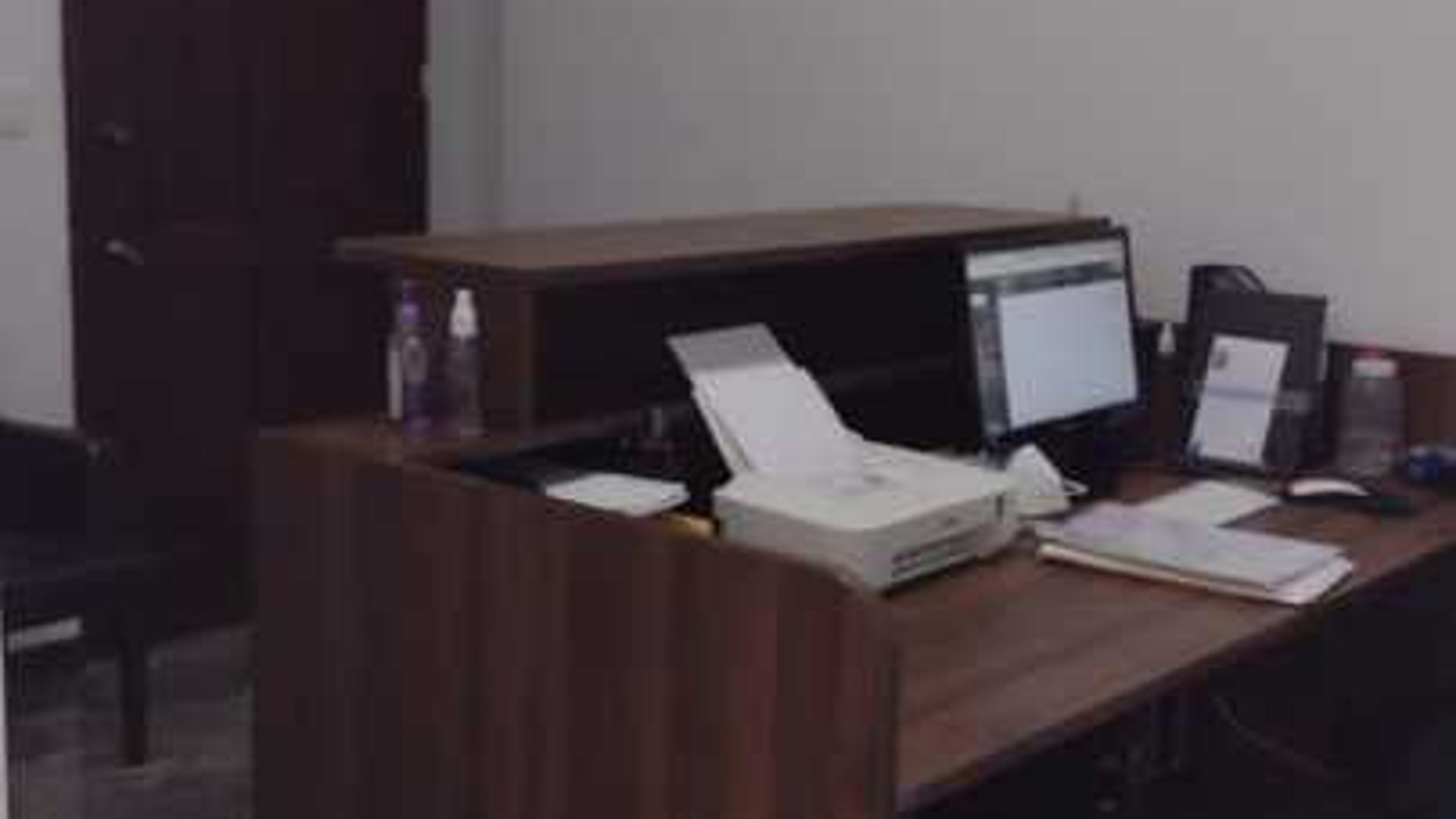 Vendo Oficina en Europlaza zona 14 - Miniatura 10