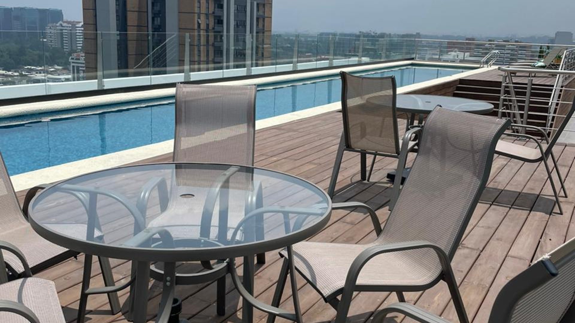 Apartamento en renta en zona 10 / Casalini Diagonal 6 - Miniatura 11