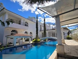 Espectacular Casa  en venta area de cayala, zona 16 - Image 47