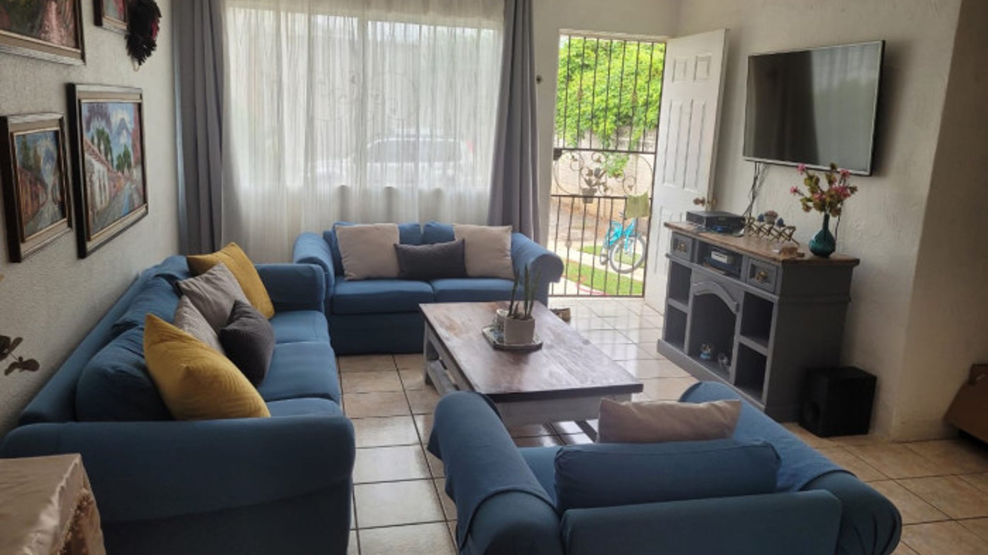 Hermosa Casa en Condominio Residencial a Q625,000 QUETZALES - Miniatura 8