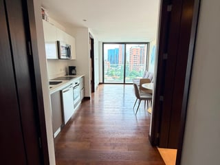 APARTAMENTO EN RENTA |AMUEBLADO | VASANTA| ZONA 10 - 2