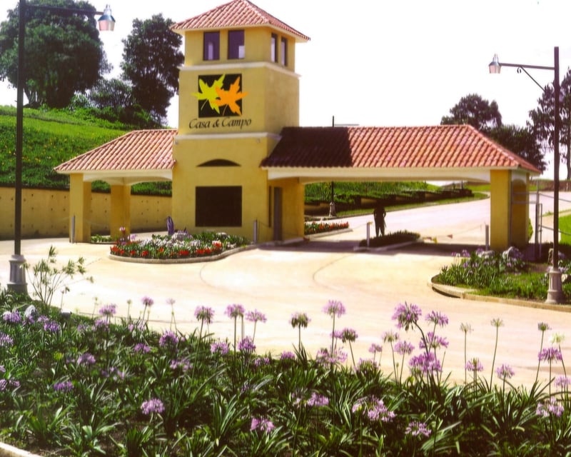 precioso Terreno En Venta En Casa y Campo, Carretera al Salvador