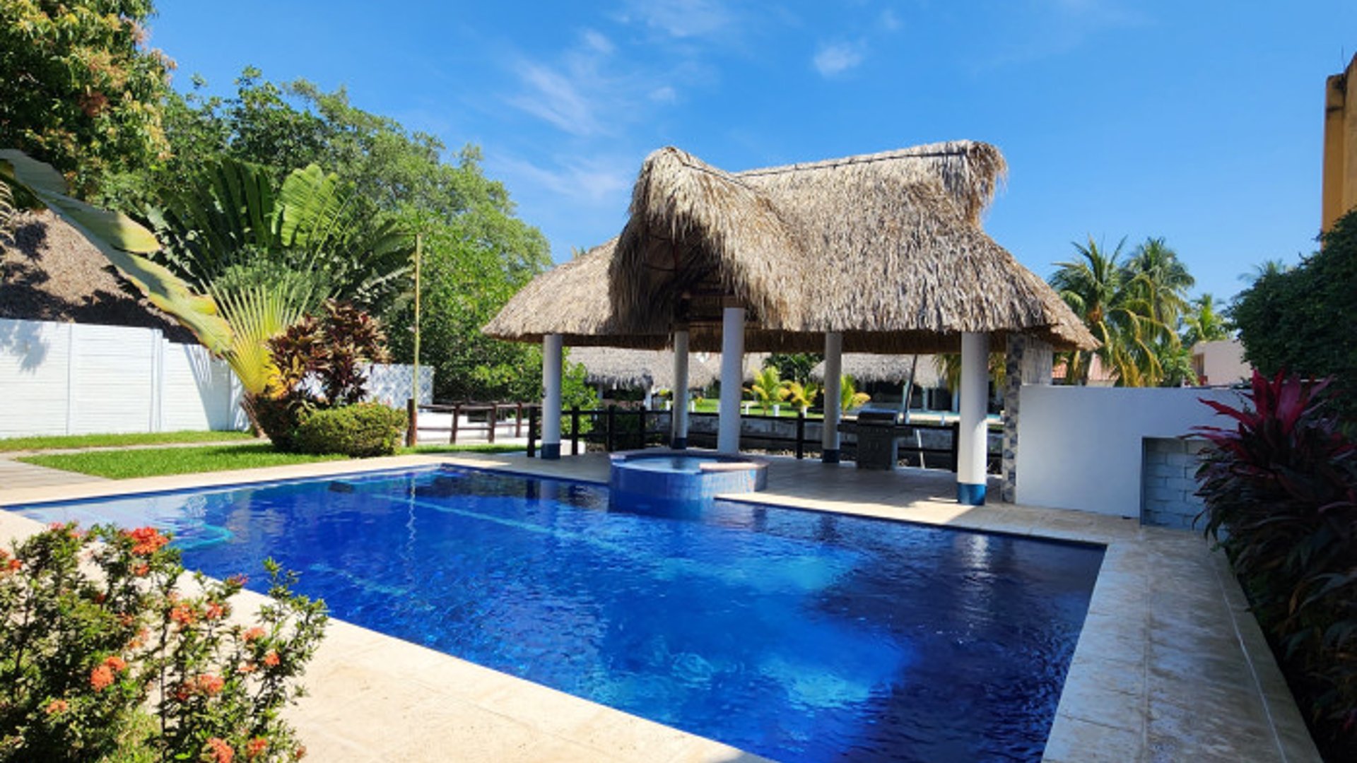 En Venta casa en Likin Puerto Quetzal - Miniatura 4