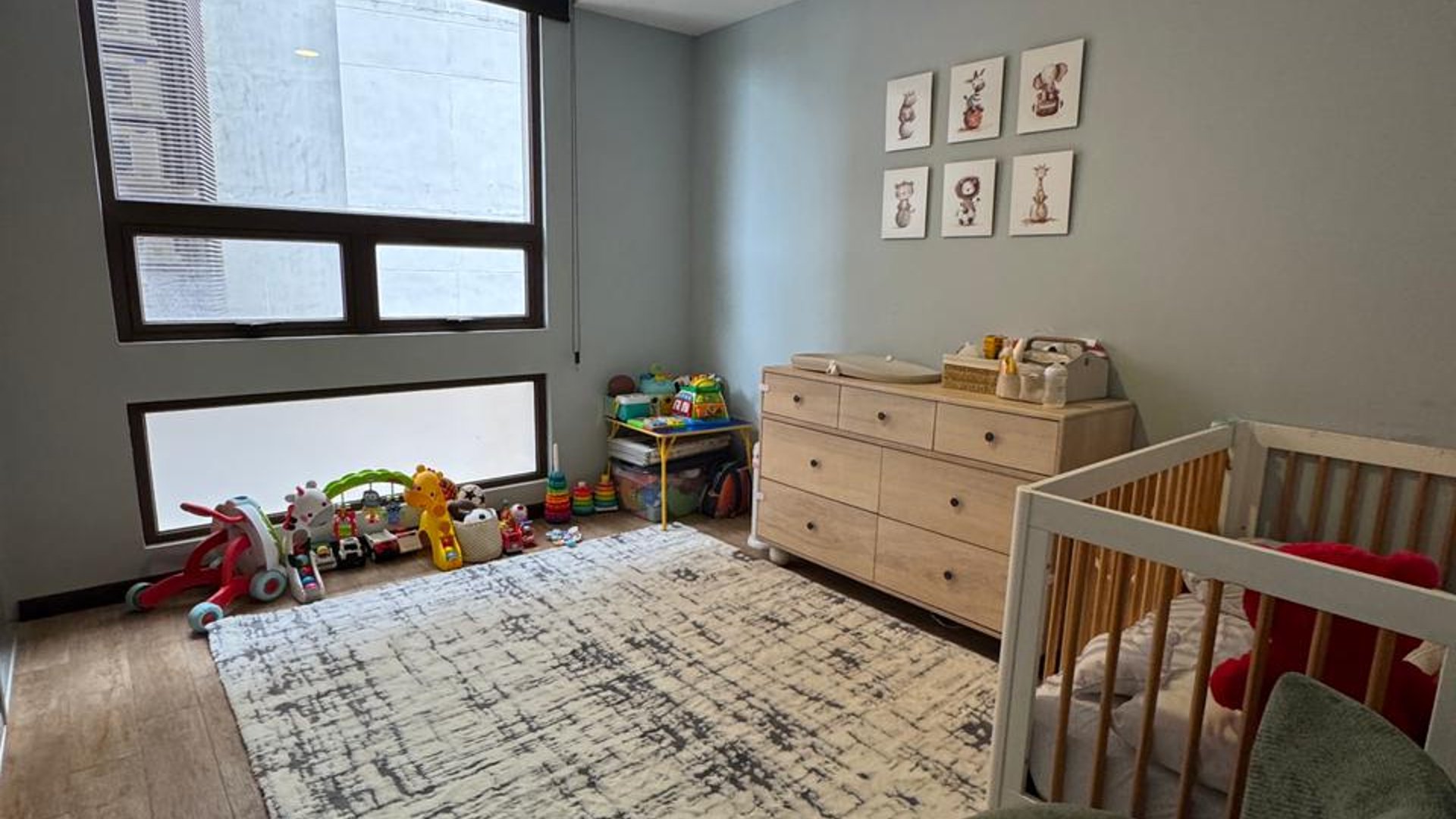 VENTA DE MODERNO APARTAMENTO - ALBERO 15, VH2 ZONA 15 - Miniatura 6
