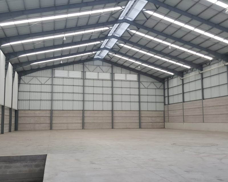 Bodega en renta Amatitlán 1,568M2