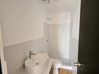 TERA/ Apartamento en Venta, zona 12 - 5