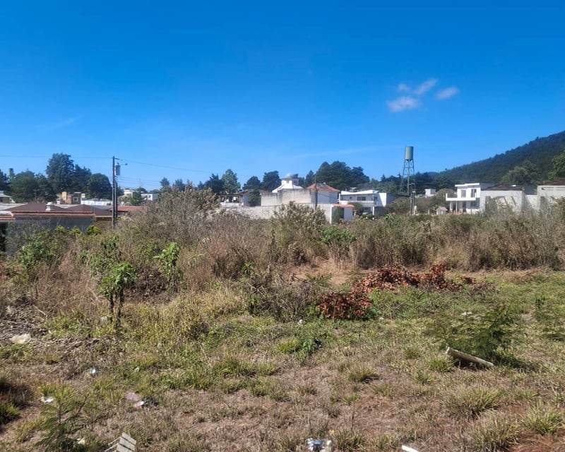 TERRENO EN CONDOMINIO MONTECRISTO/ SAN JOSE PINULA