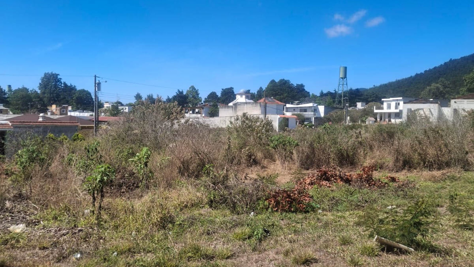 TERRENO EN CONDOMINIO MONTECRISTO/ SAN JOSE PINULA