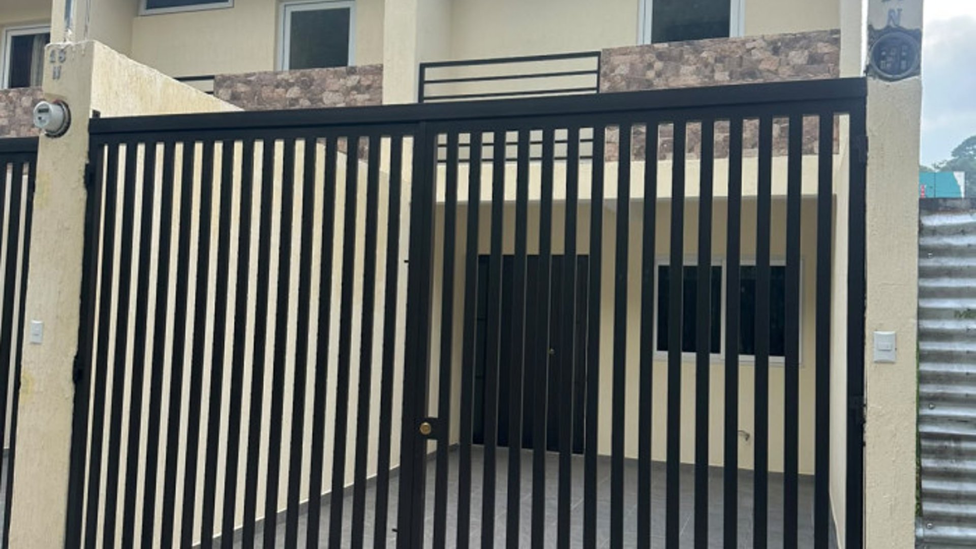 casa en venta en residenciales san José Pinula