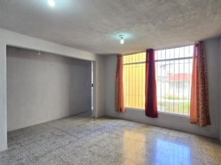 Casa en Venta Pinares de San Cristóbal Zona 8 de Mixco - Image 7