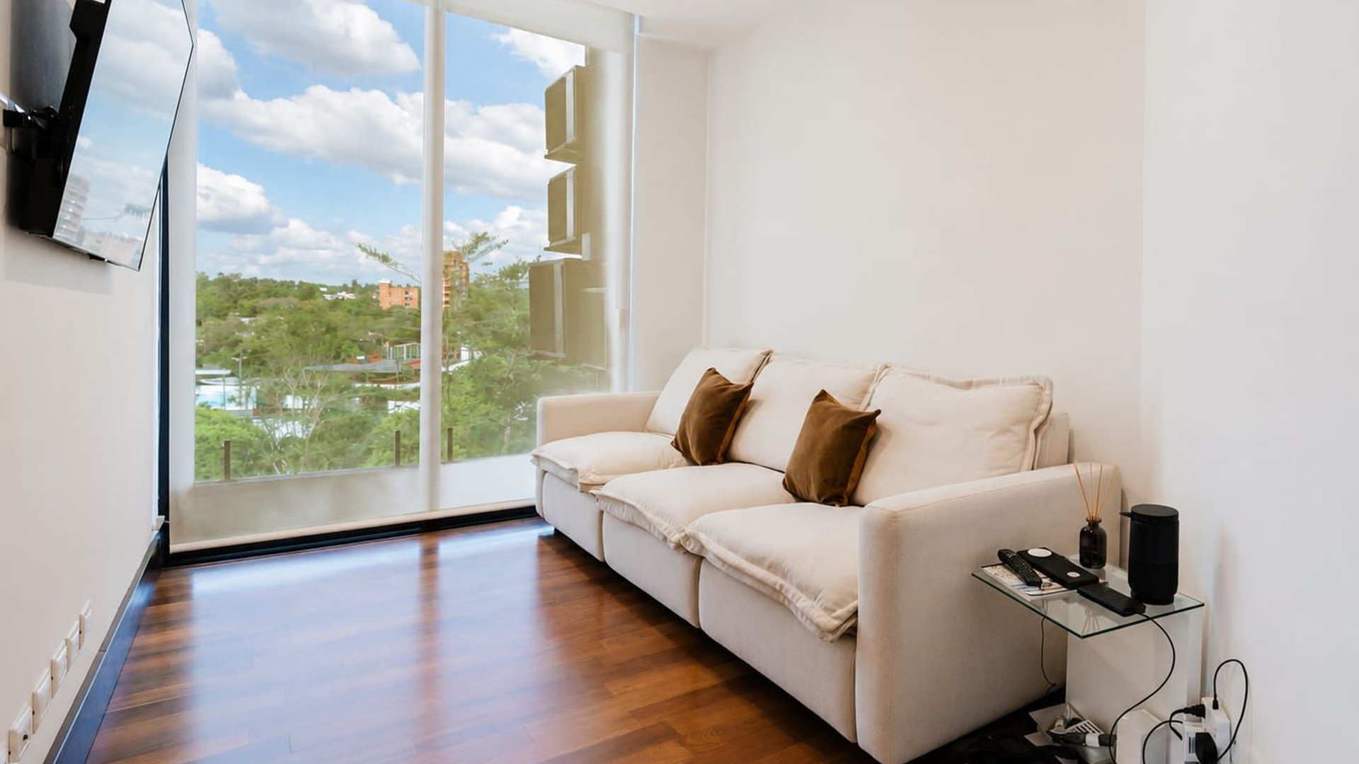 Apartamento en Venta zona 15 - Miniatura 4