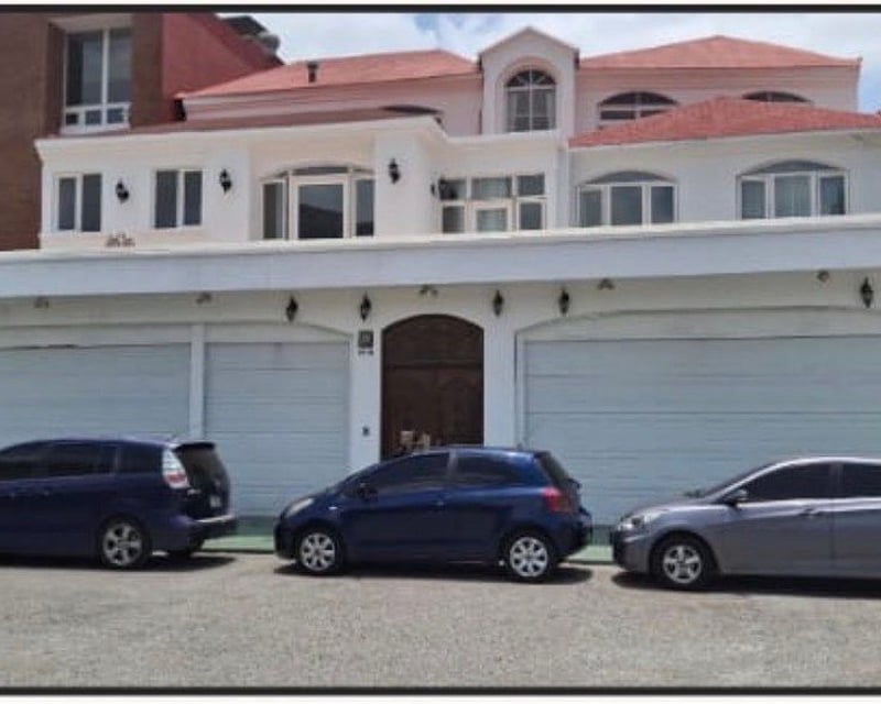 CASA EN ALQUILER – ZONA 13