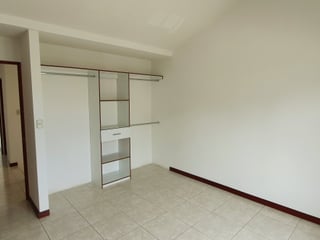Casa en Venta en Villa Capri Carretera a el Salvador - 5