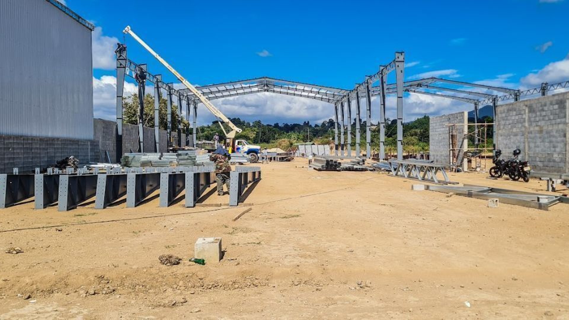 Bodegas en ALQUILER dentro de Complejo Industrial en San Miguel Petapa