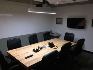 Oficina remodelada y amueblada - Image 7